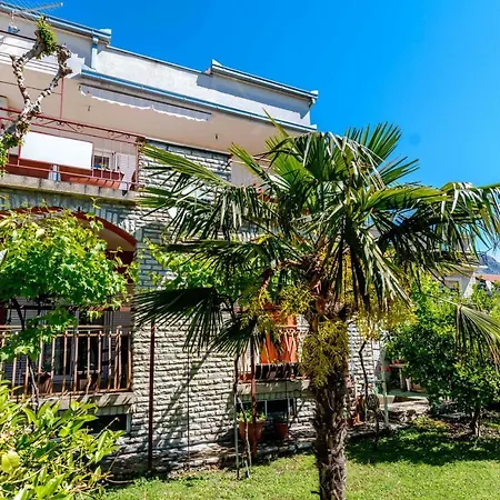 Yean Apartment