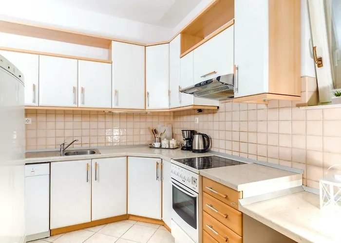 Yean Apartment Kastela